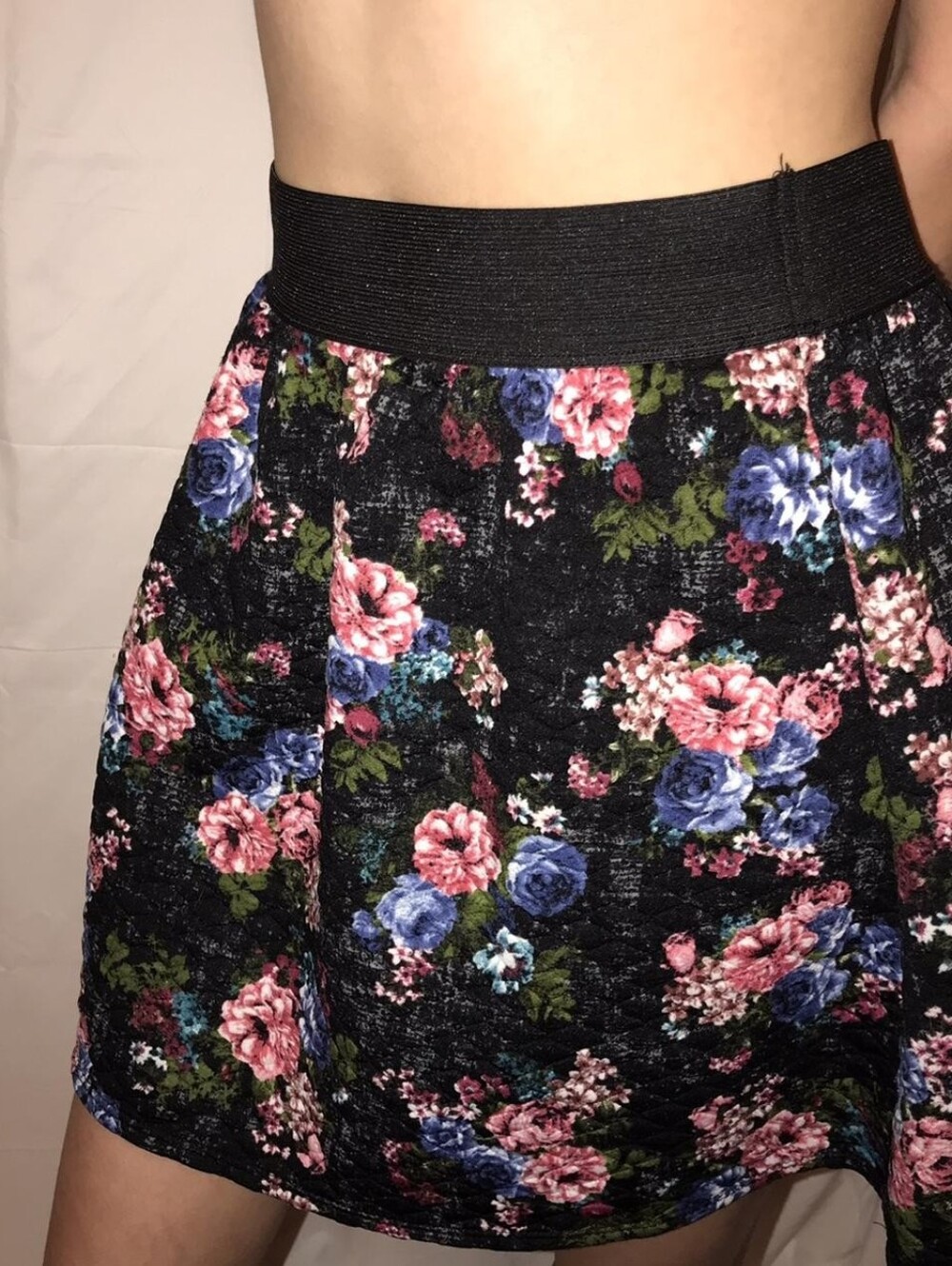 Joe B. Women's Black Blue & Pink Elastic Waist Mini Skirt Size L